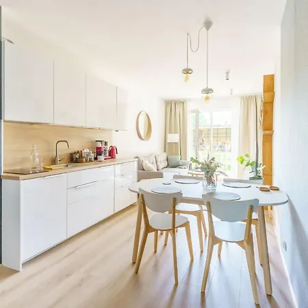 דירה Trees Surfingbird דז'ווירז'ינו