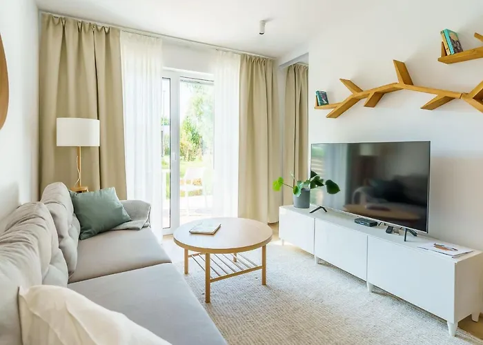 Trees Surfingbird Apartamento Dźwirzyno