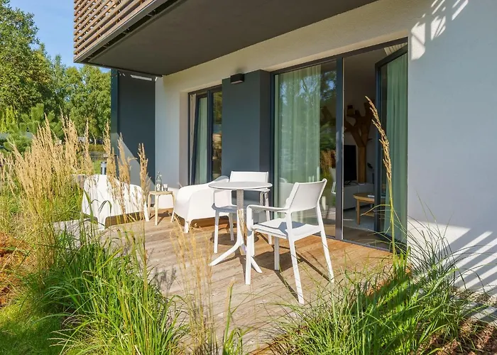 Trees Surfingbird Apartamento